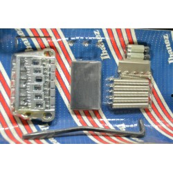 Ibanez Hard Rocker Tremolo Ye 333 C cromado.