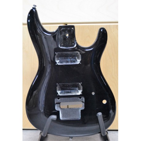 Ibanez JS100BK cuerpo